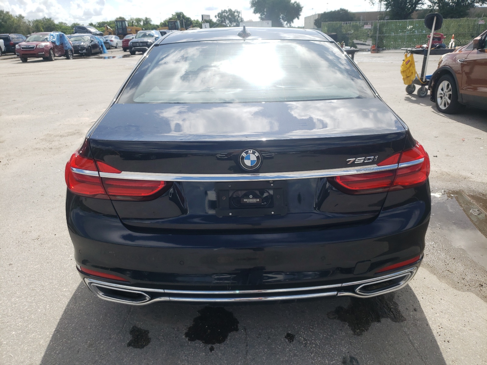 2018 BMW 750 I vin: WBA7F0C52JGM24063