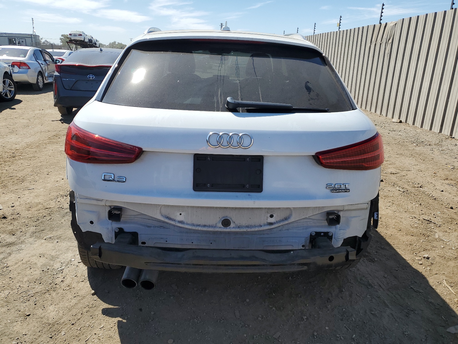 WA1JCCFS4JR008227 2018 Audi Q3 Premium Plus