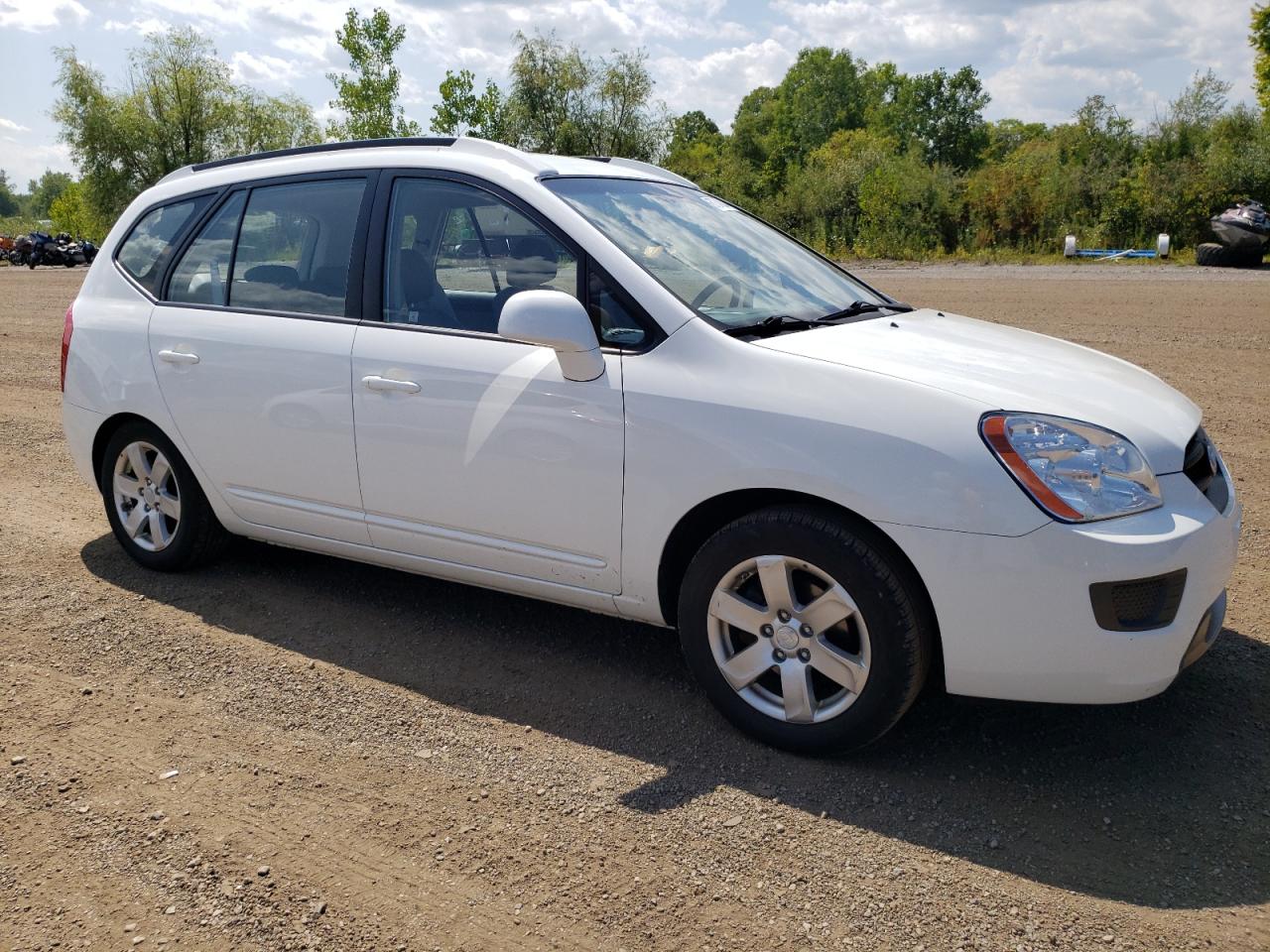 2007 Kia Rondo Base VIN: KNAFG525X77031976 Lot: 67348034