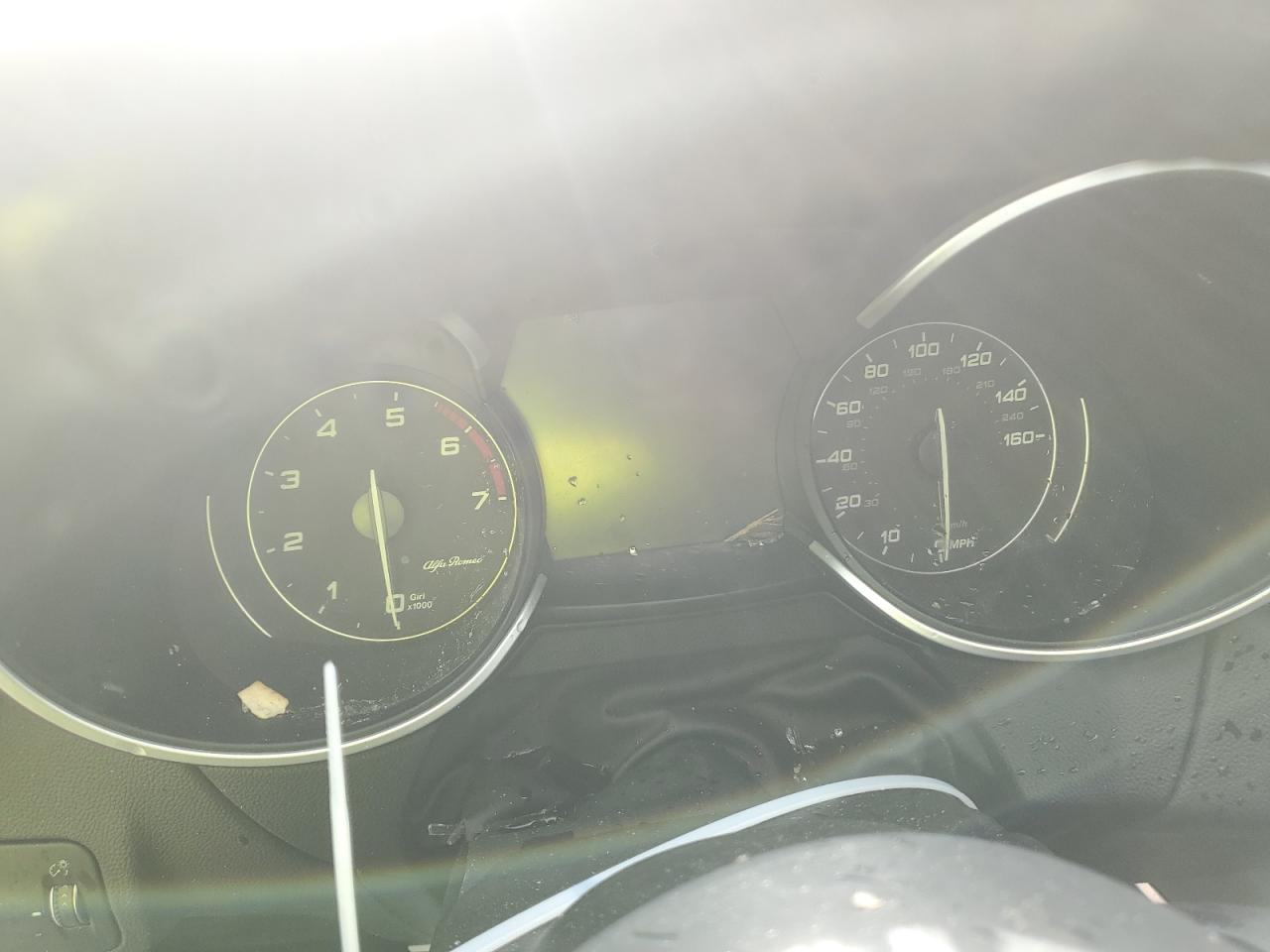 2020 Alfa Romeo Stelvio - Image 9