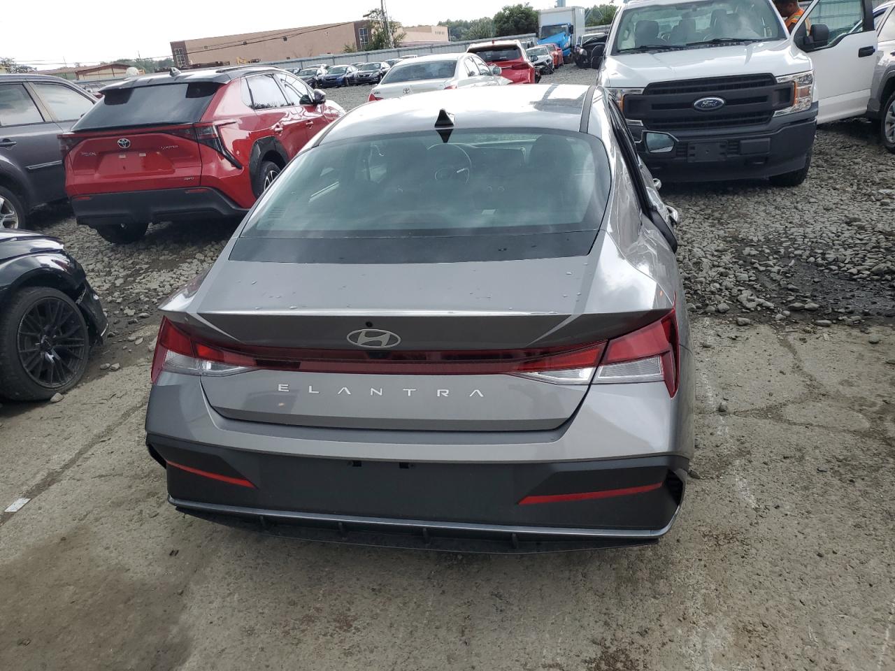 KMHLL4DG9RU812742 2024 Hyundai Elantra Se