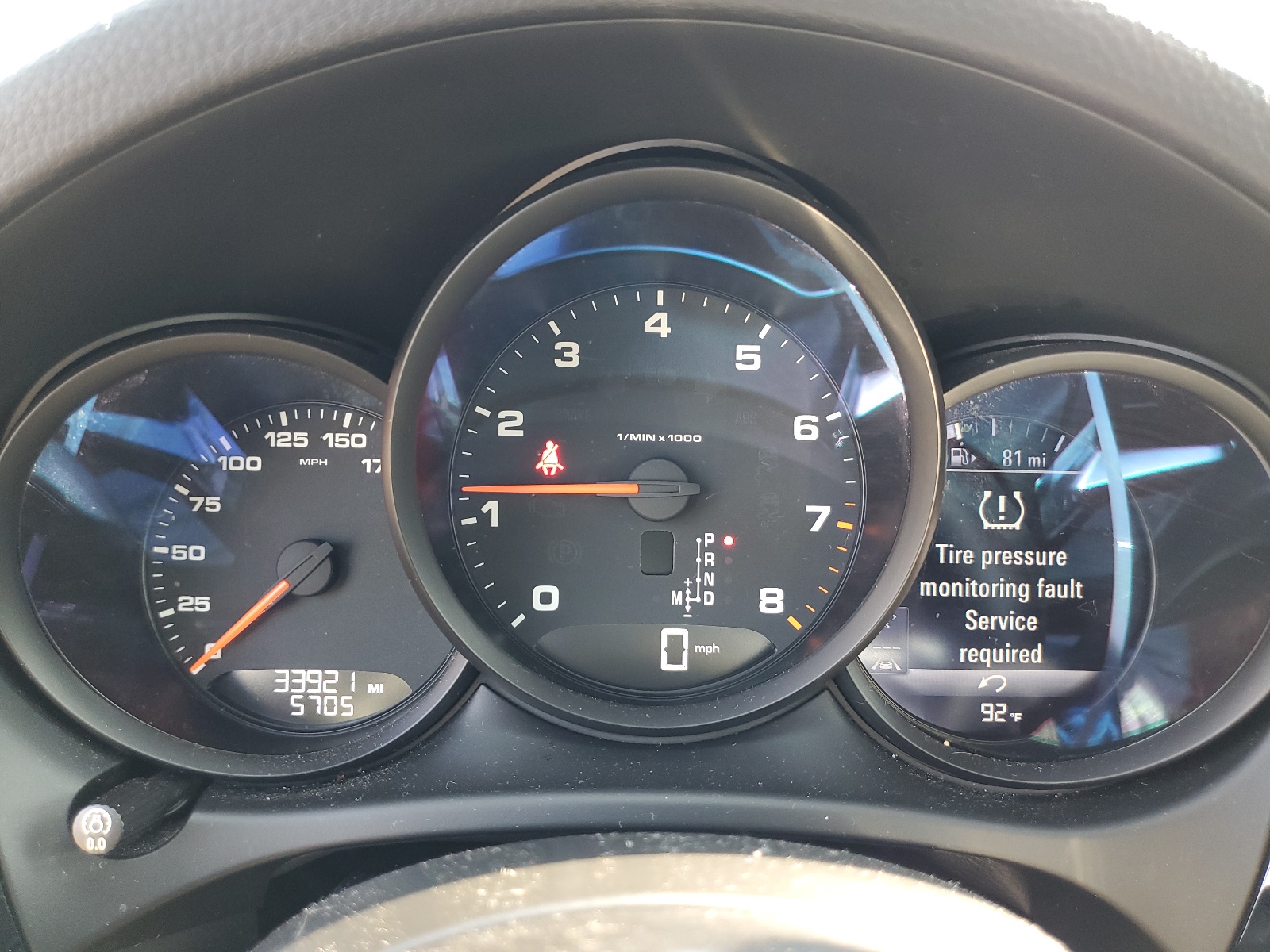 WP1AA2A55KLB04006 2019 Porsche Macan