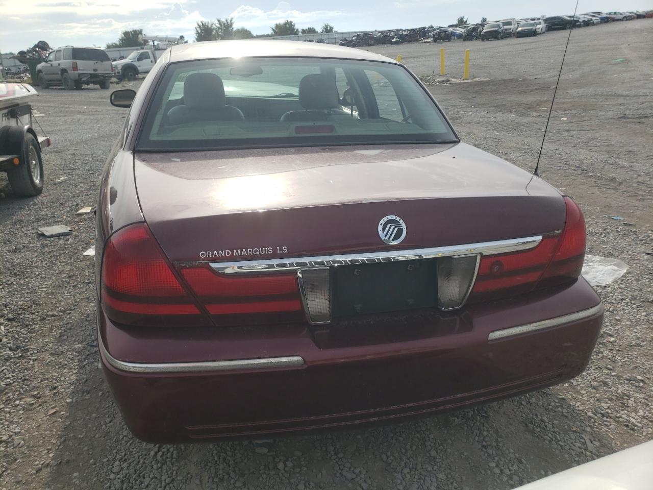 2005 Mercury Grand Marquis Ls VIN: 2MEFM75W45X671070 Lot: 67719964