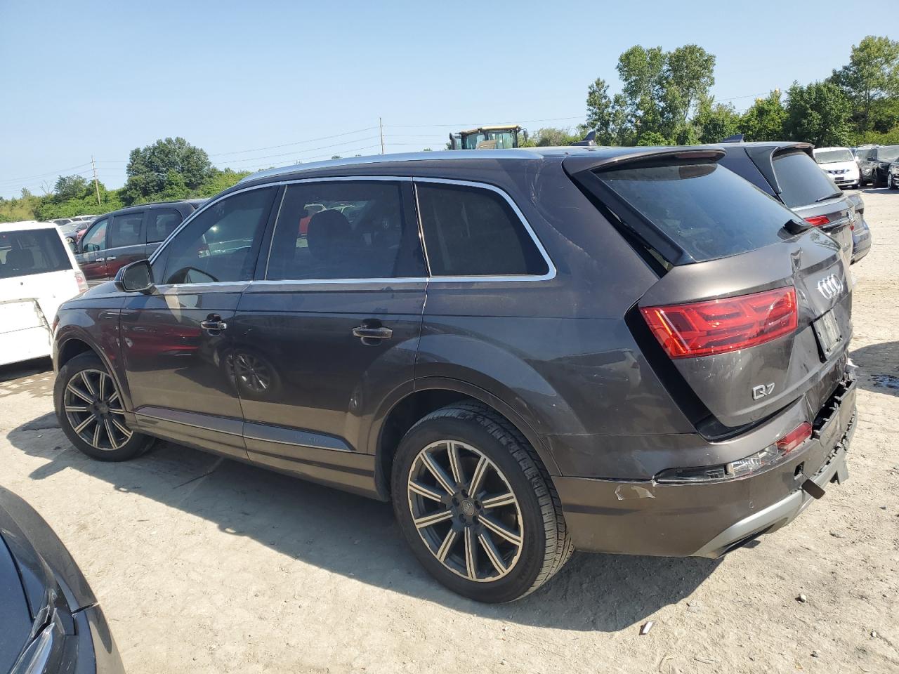 WA1VAAF79HD022641 2017 AUDI Q7 - Image 2