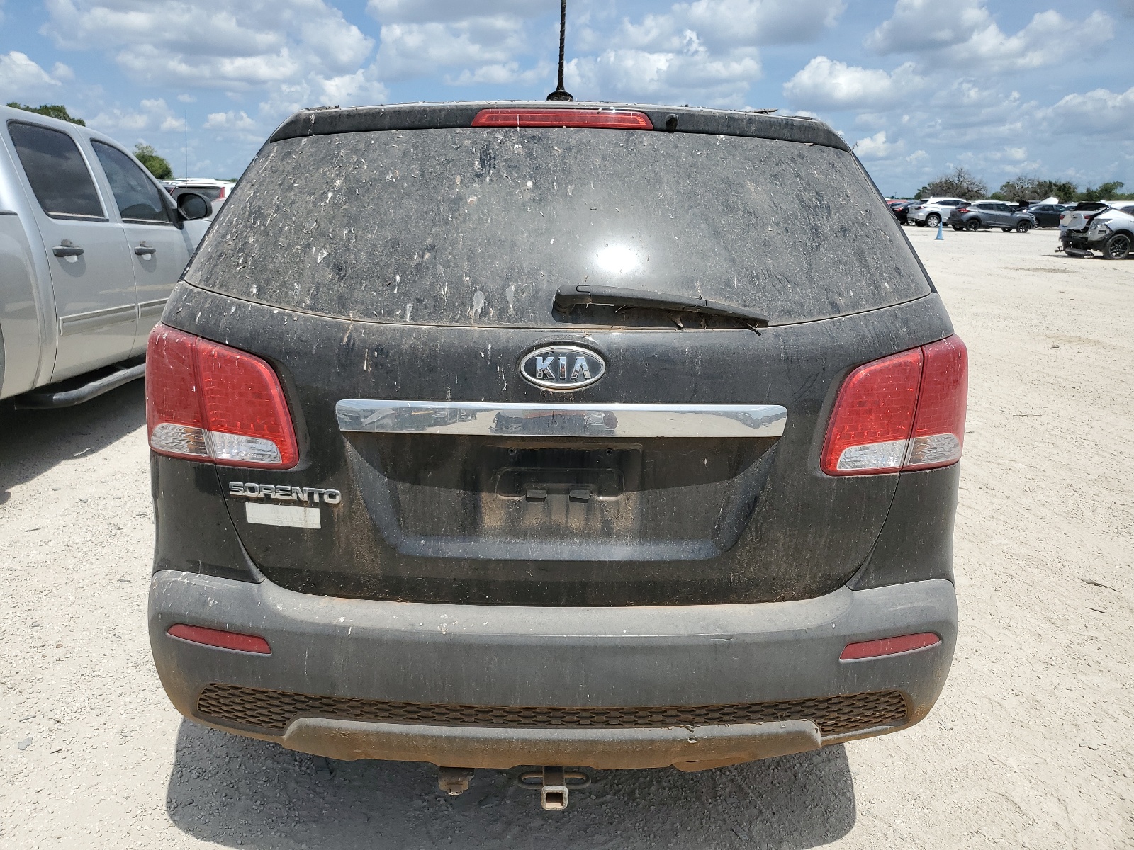 2013 Kia Sorento Lx vin: 5XYKT3A12DG363313