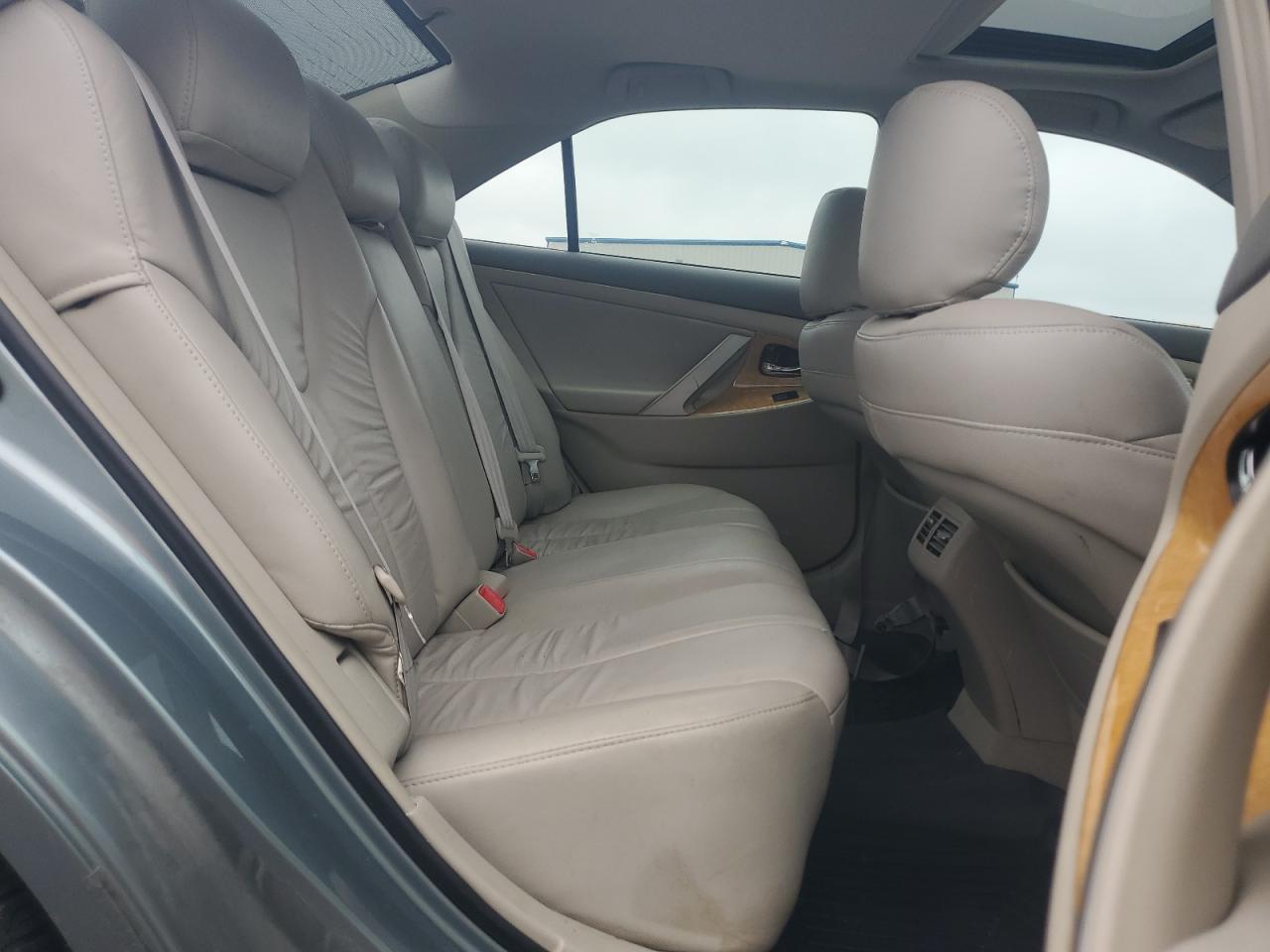 2007 Toyota Camry - Image 10