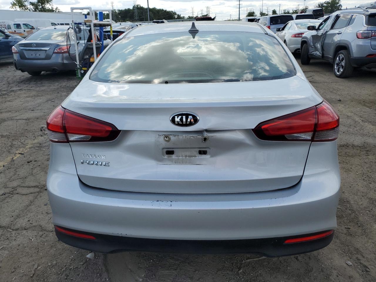 2018 Kia Forte Lx VIN: 3KPFK4A73JE164634 Lot: 68334584