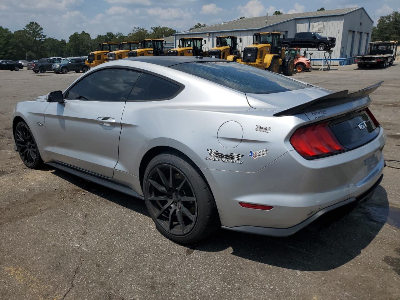 2019 Ford Mustang - Image 2