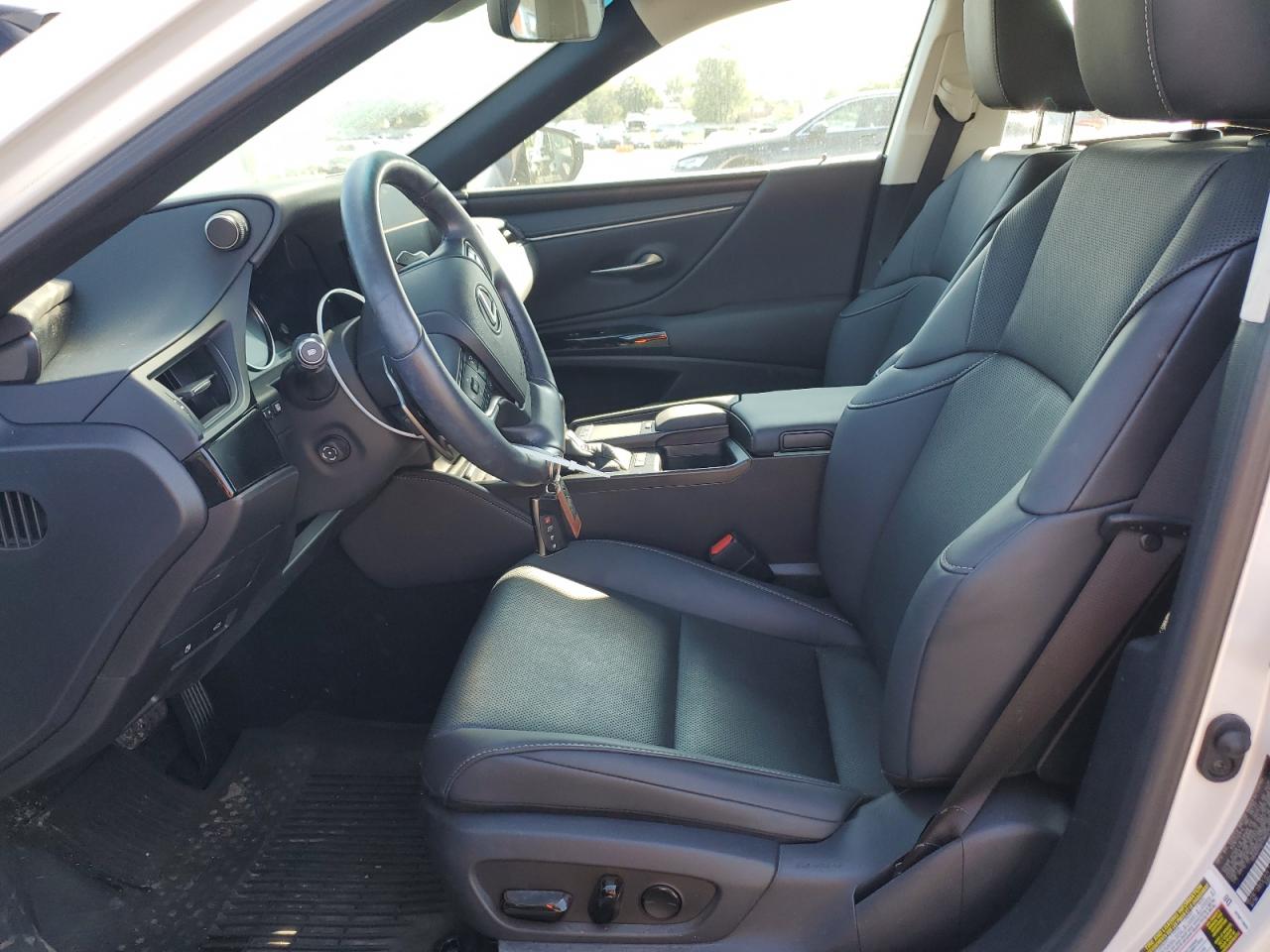 2022 Lexus Es 250 Base VIN: 58AD11D17NU010259 Lot: 68035634