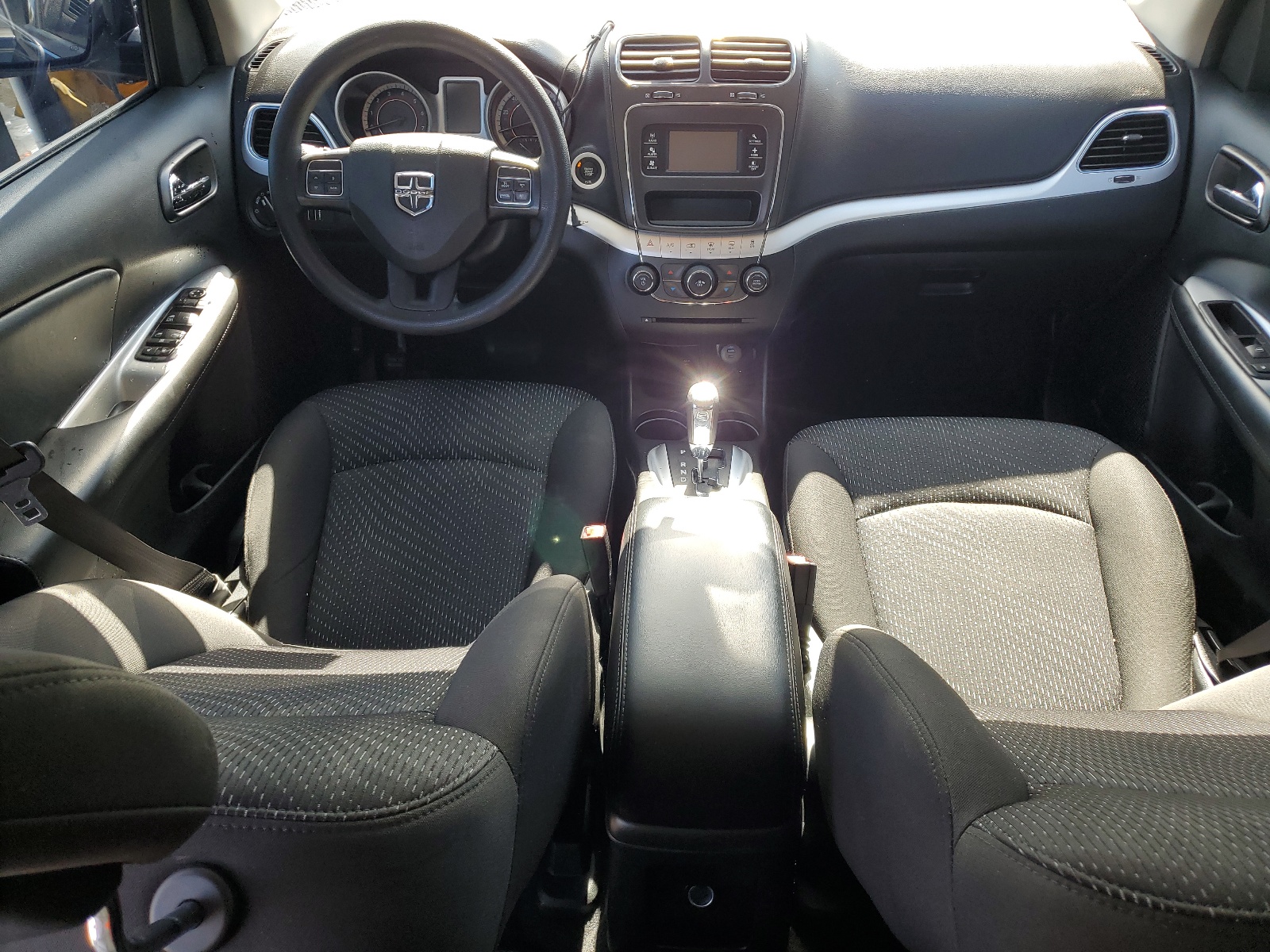 3C4PDCAB3JT295667 2018 Dodge Journey Se