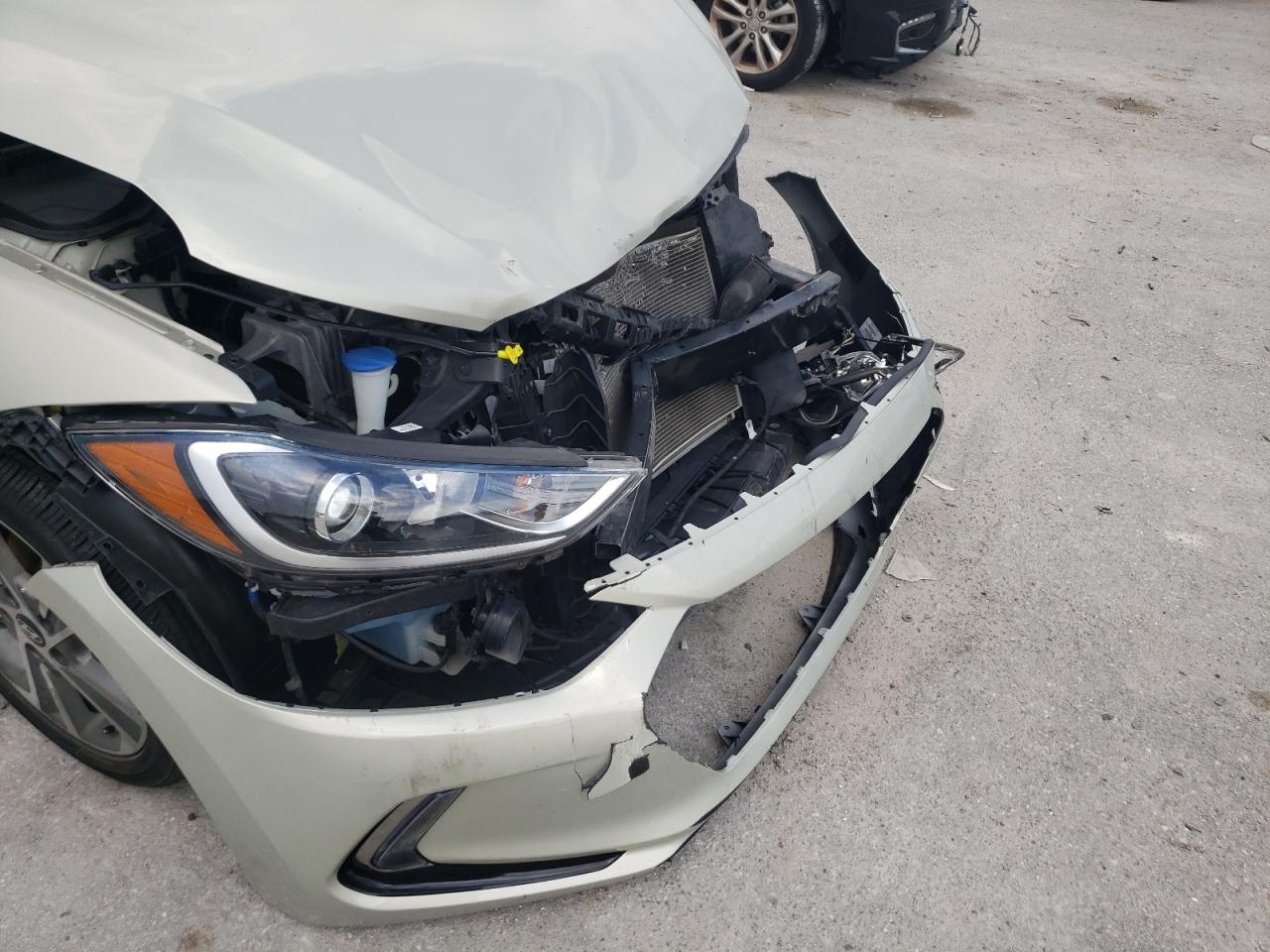 2017 Hyundai Elantra Se VIN: KMHD84LF4HU352144 Lot: 66297744