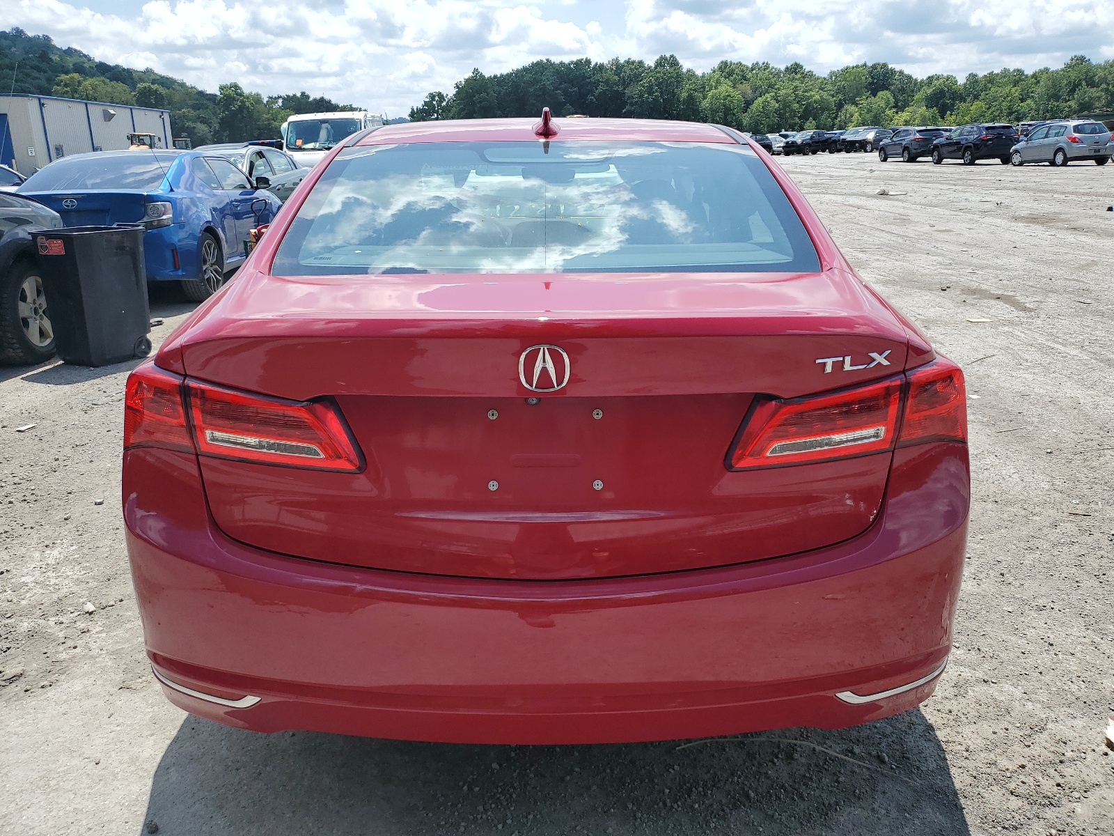 19UUB1F32JA011615 2018 Acura Tlx