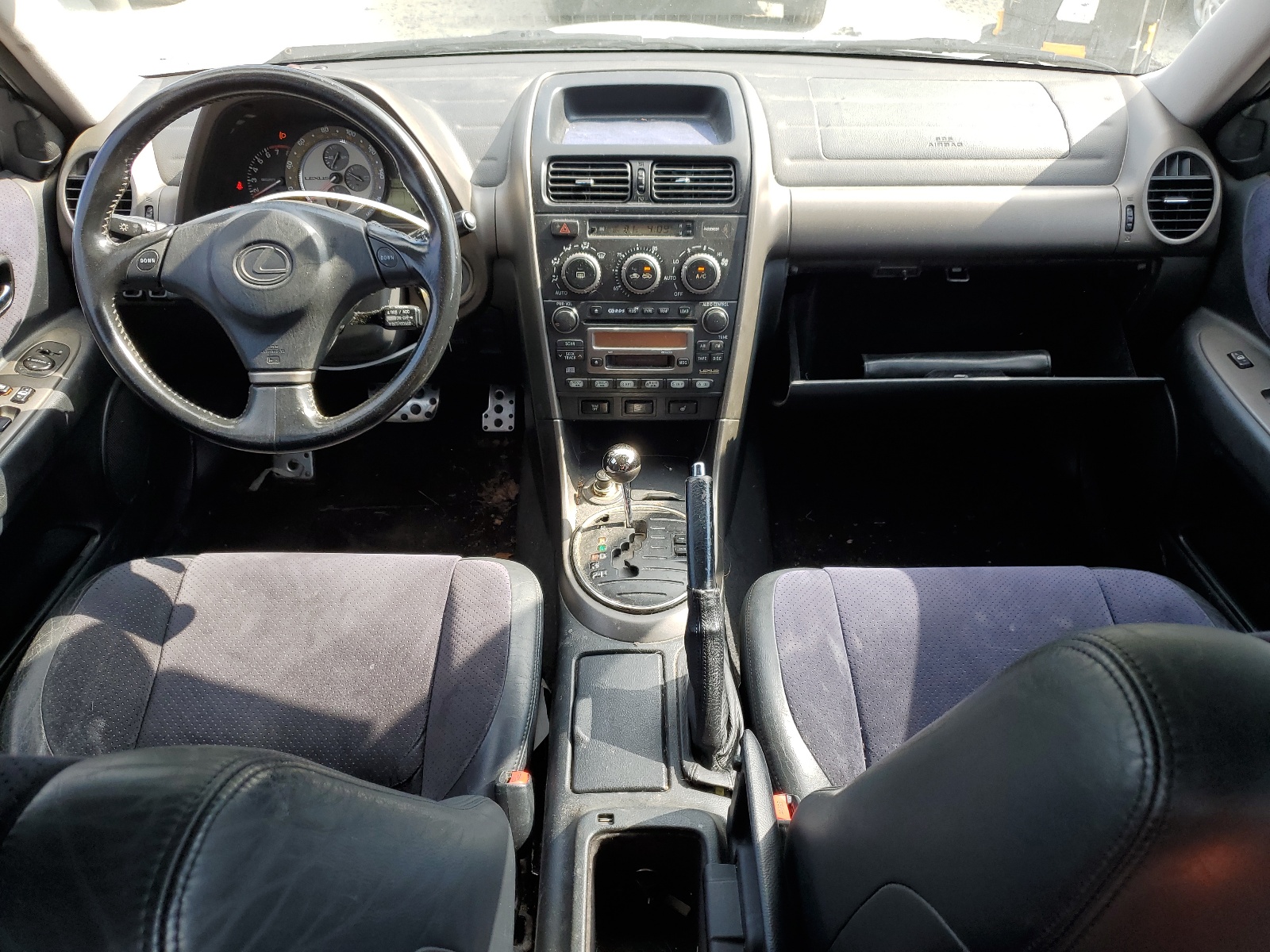 JTHBD182410003833 2001 Lexus Is 300