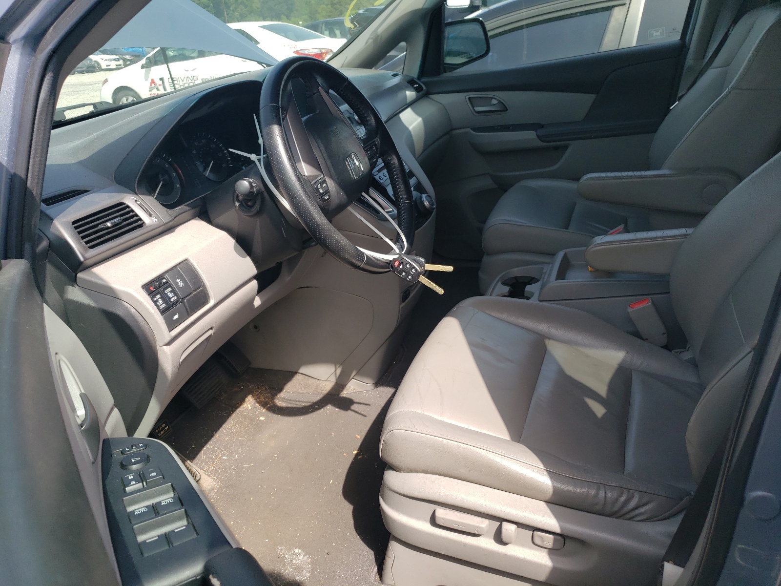 5FNRL5H65CB114375 2012 Honda Odyssey Exl