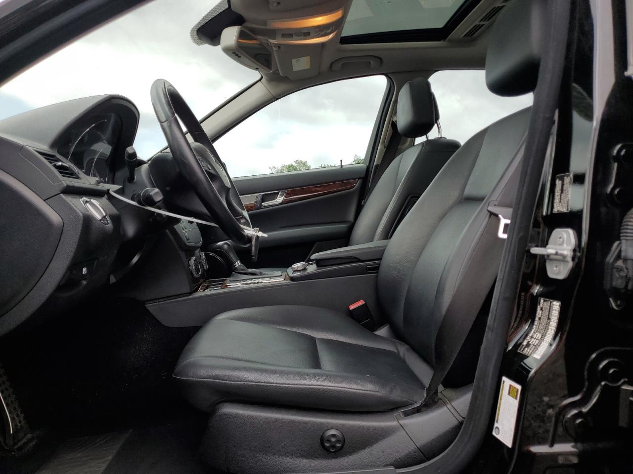 2010 Mercedes-Benz C 300 4Matic VIN: WDDGF8BB4AR090878 Lot: 65924784