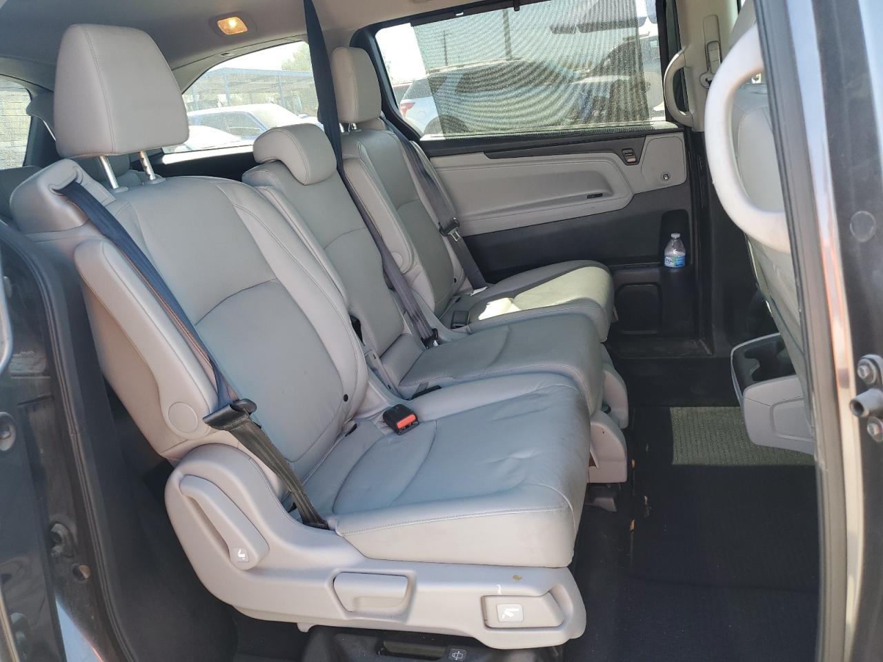 2018 Honda Odyssey - Image 11