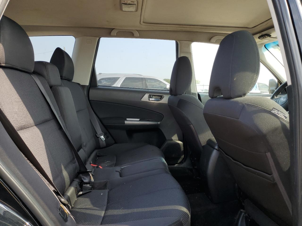 2011 Subaru Forester 2.5X Premium VIN: JF2SHADC1BH749911 Lot: 68878404