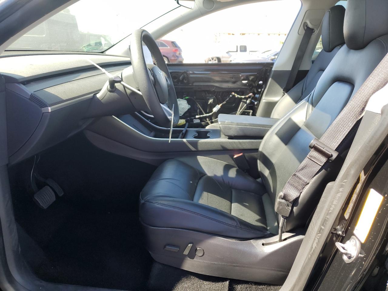 5YJYGDEE4LF051307 Tesla Model Y  7