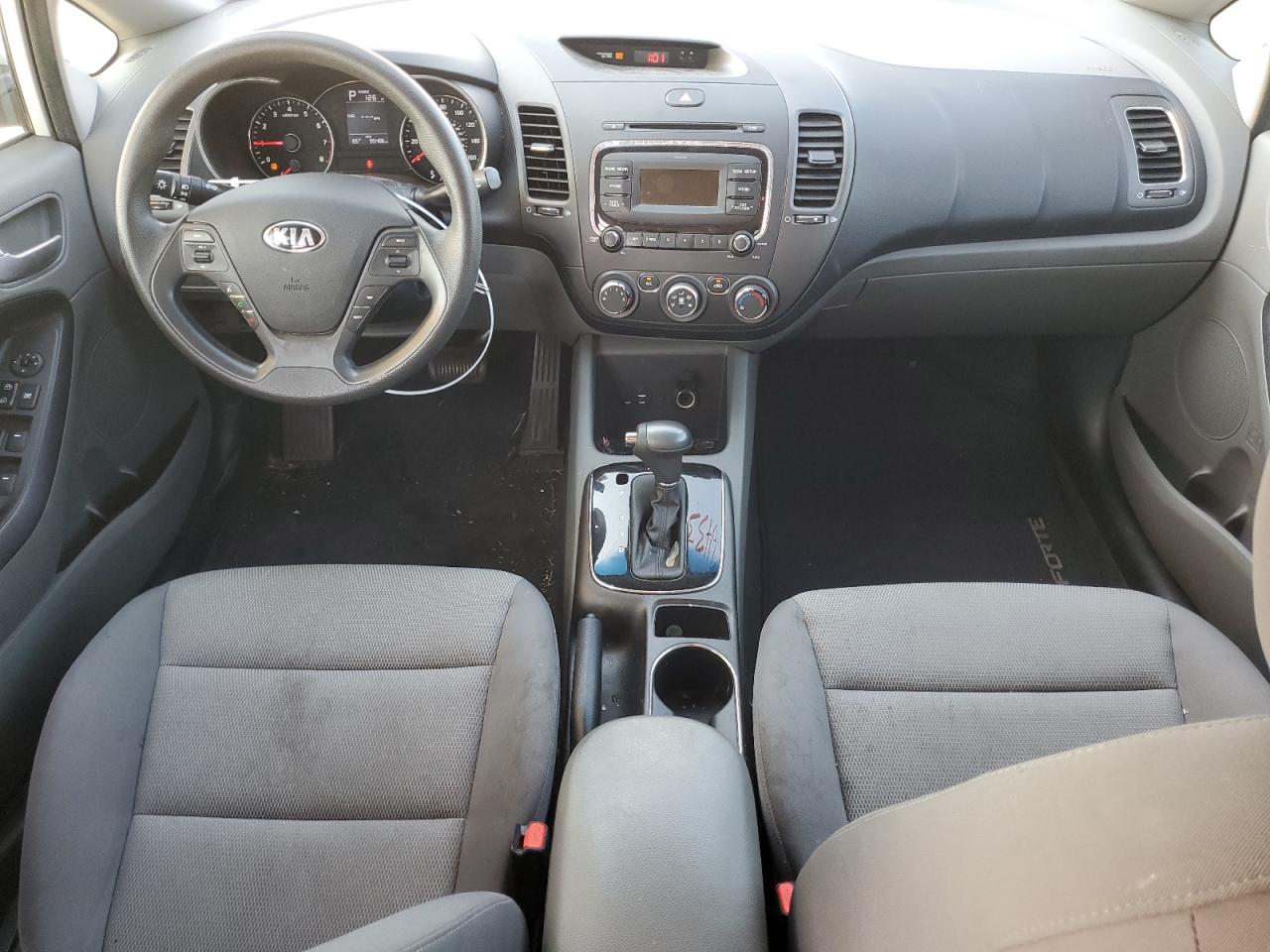 2017 Kia Forte Lx VIN: 3KPFK4A78HE036433 Lot: 61904534