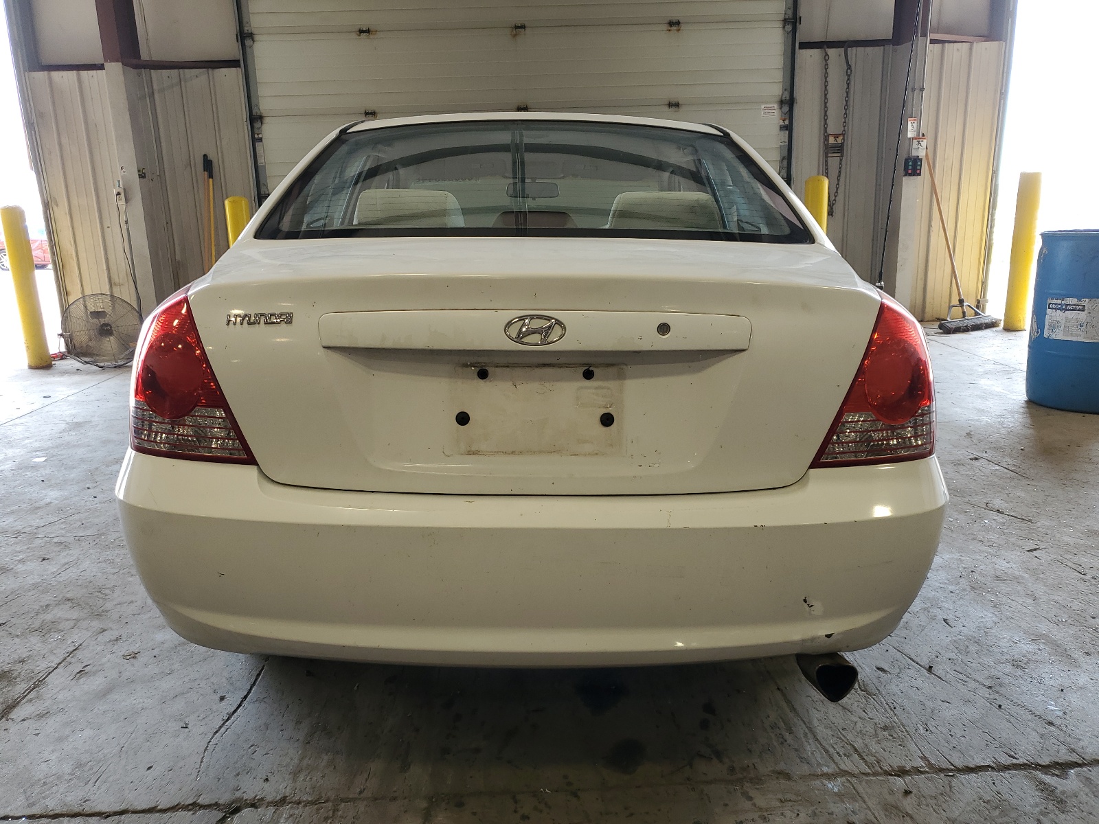 KMHDN46D04U799129 2004 Hyundai Elantra Gls