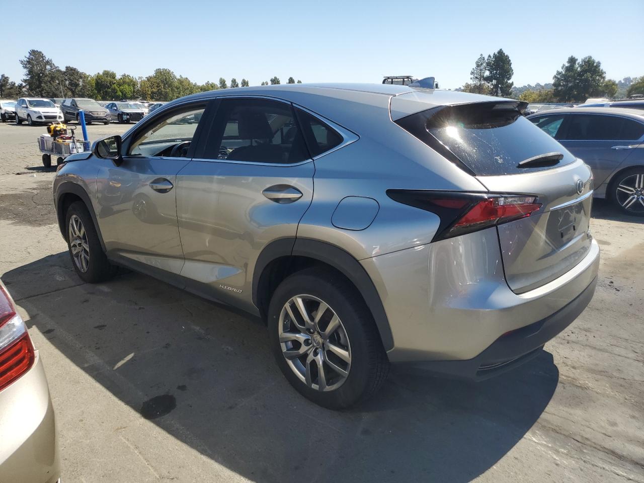 JTJYWRBZ5F2008509 2015 LEXUS NX - Image 2