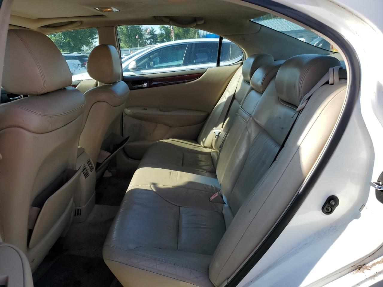 2003 Lexus Es 300 VIN: JTHBF30G030116985 Lot: 67000774