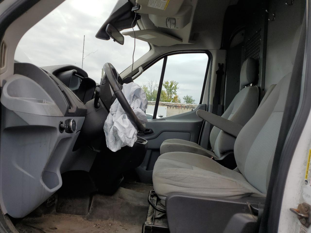 1FTNR2CM4FKA05785 2015 Ford Transit T-250