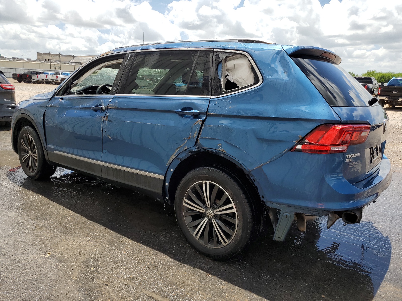 2019 Volkswagen Tiguan Se vin: 3VV2B7AX6KM083684