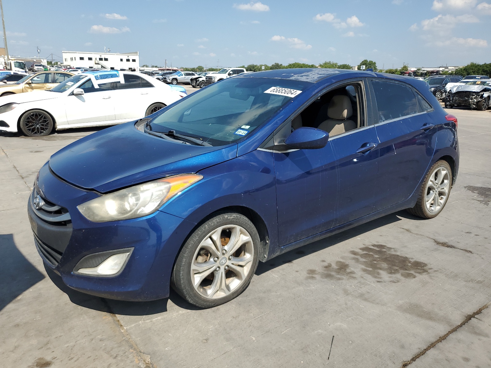 2013 Hyundai Elantra Gt vin: KMHD35LE6DU082517