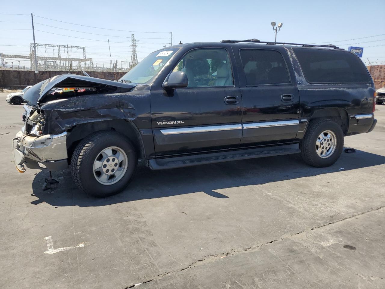 2002 GMC Yukon - Image 1