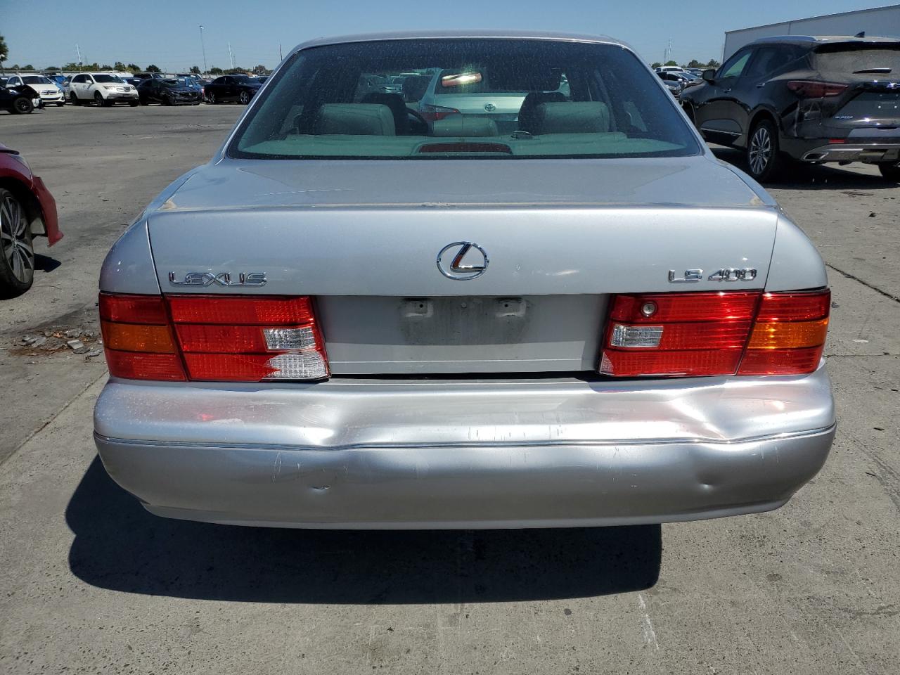 1998 Lexus Ls 400 VIN: JT8BH28F2W0138913 Lot: 68732604