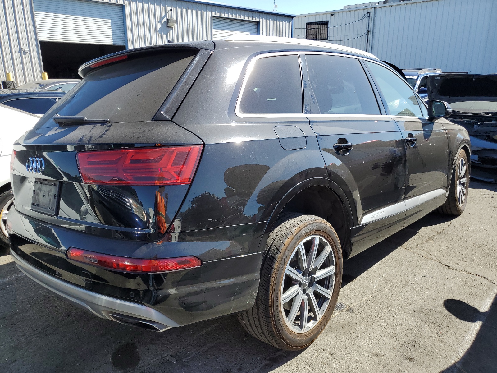 WA1LAAF79KD013498 2019 Audi Q7 Premium Plus