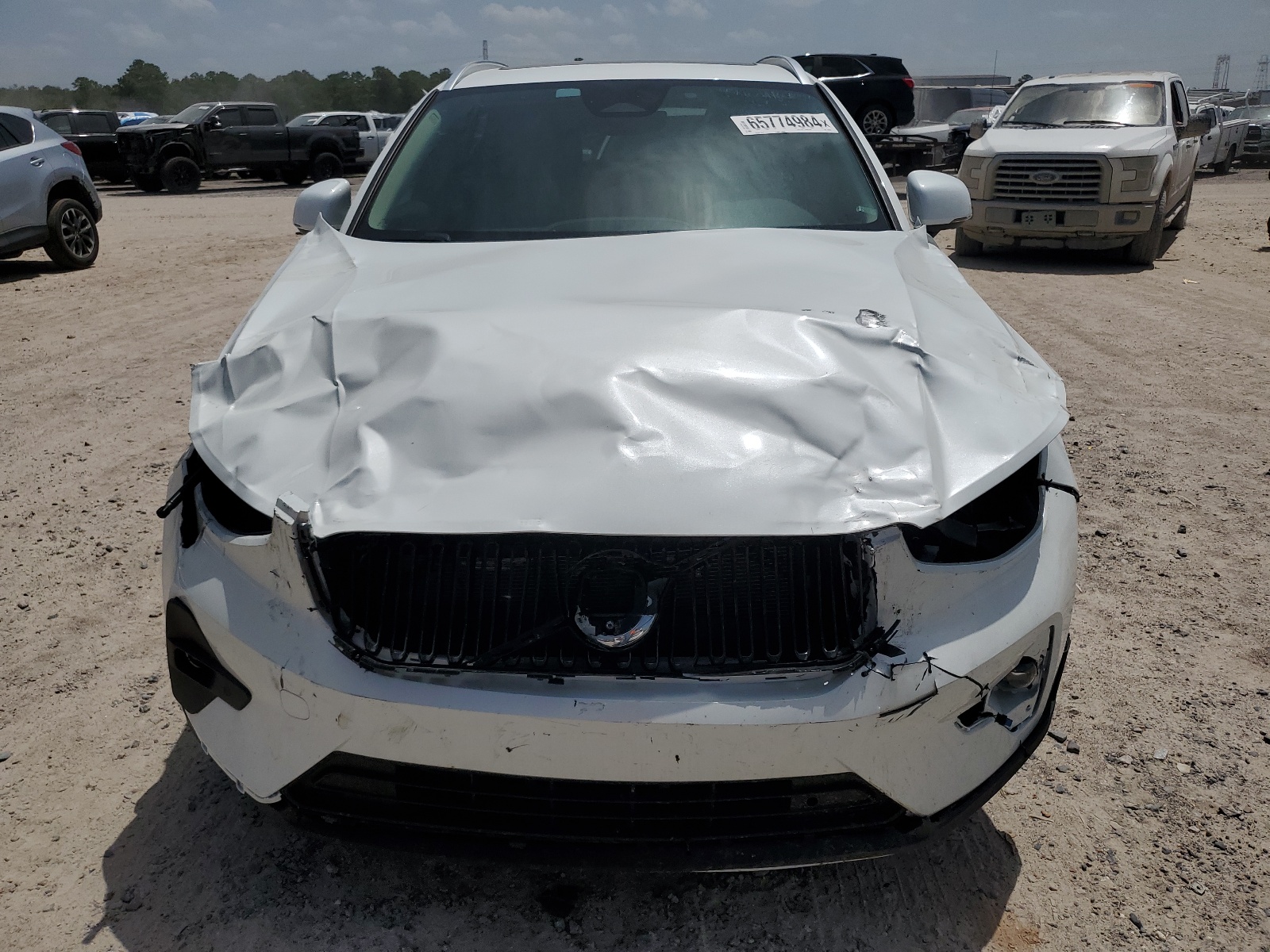 2023 Volvo Xc40 Plus vin: YV4L12UEXP2086022