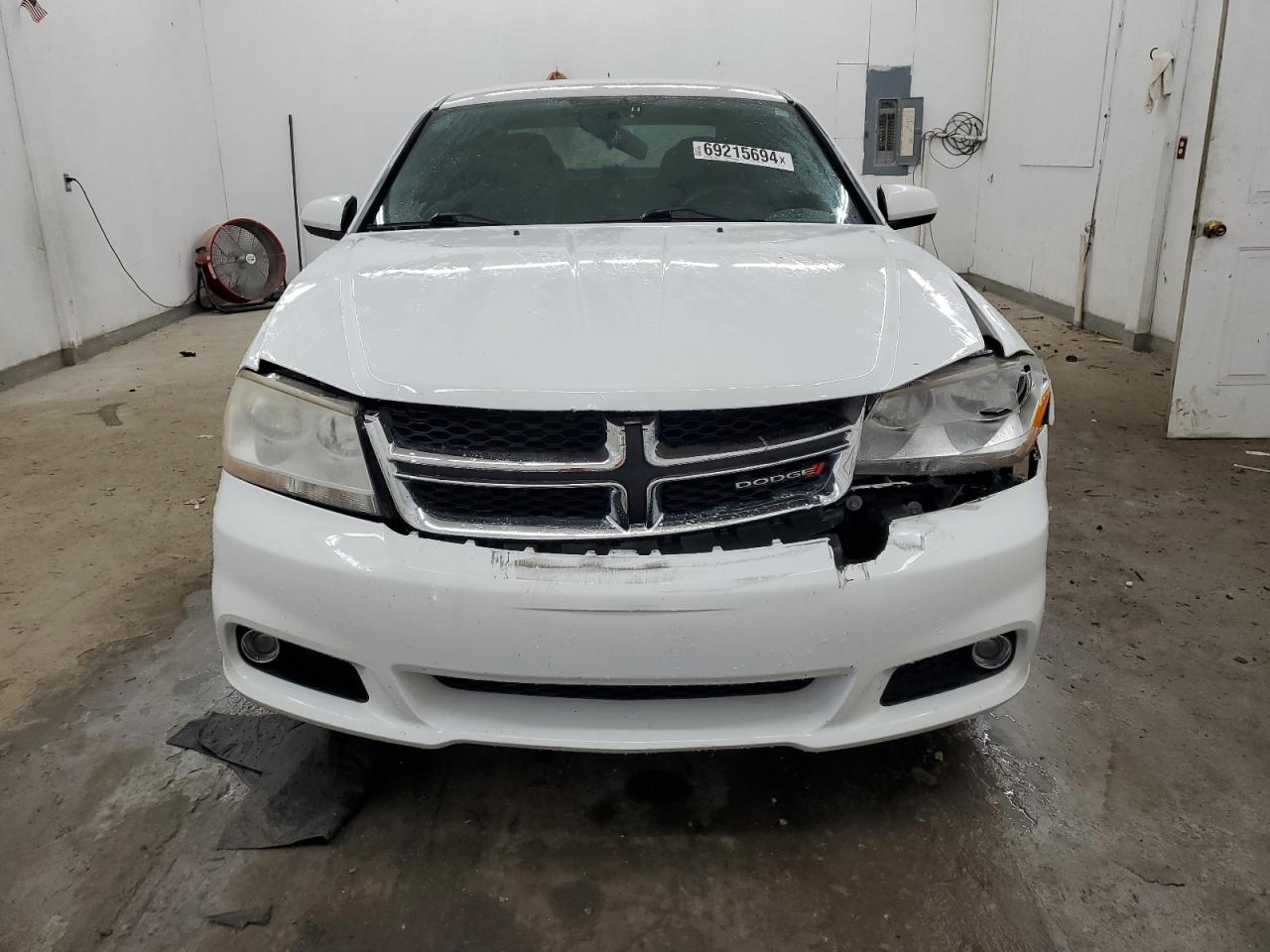 2014 Dodge Avenger Sxt VIN: 1C3CDZCB4EN187857 Lot: 69215694