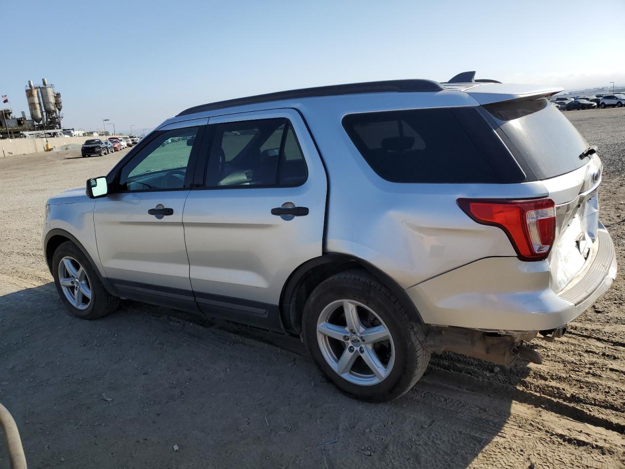 1FM5K7B89JGB09539 2018 FORD EXPLORER - Image 2