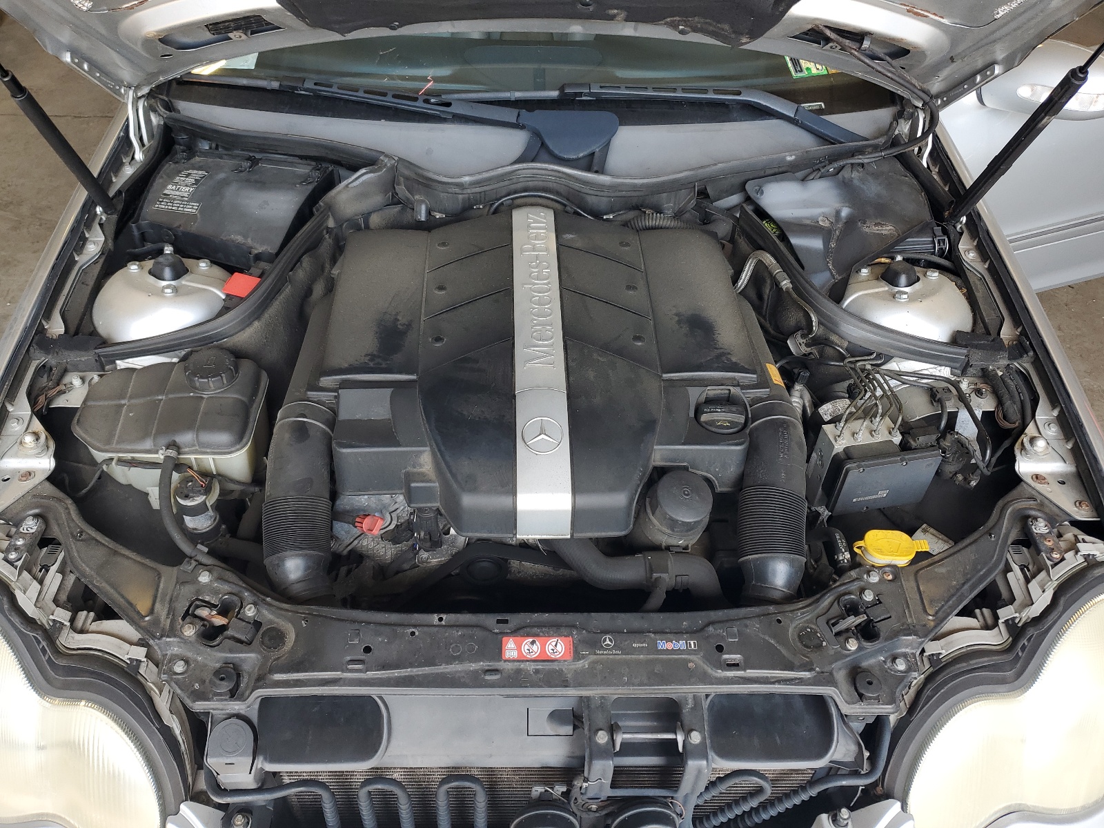 WDBRH84JX4F538563 2004 Mercedes-Benz C 320 4Matic