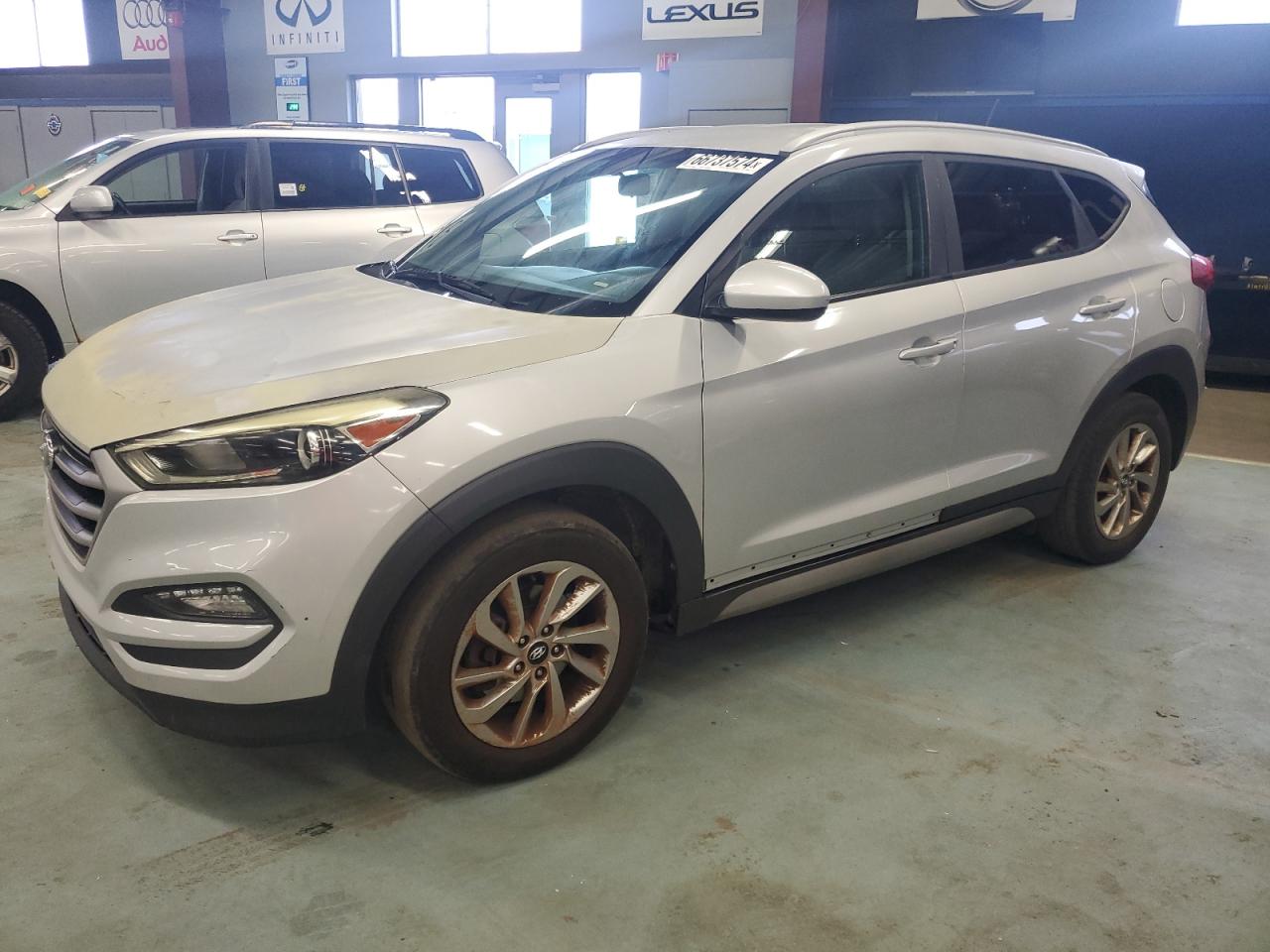 KM8J33A45HU279864 2017 Hyundai Tucson Limited