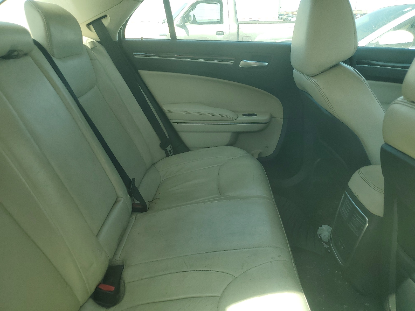 2C3CCAAG3FH792112 2015 Chrysler 300 Limited