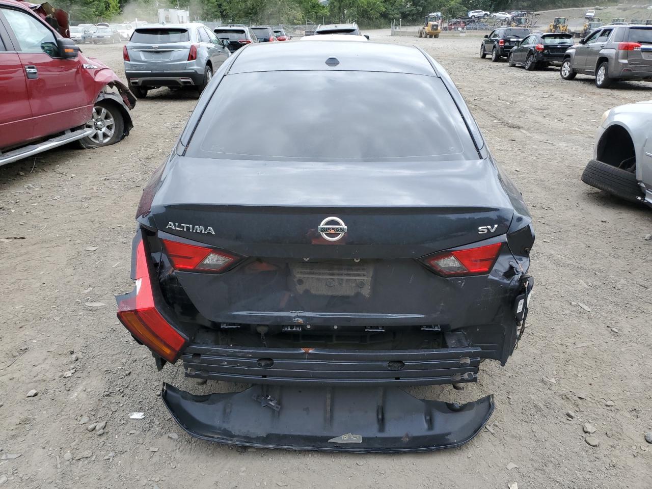 2021 Nissan Altima - Image 6