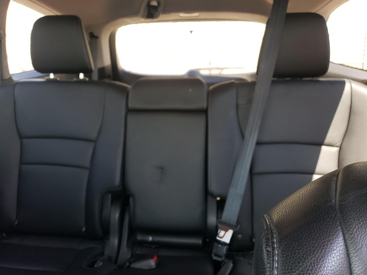 2HKRW1H81HH520230 2017 Honda Cr-V Exl