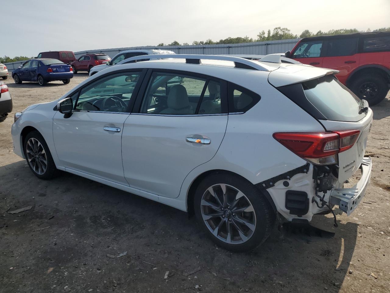 4S3GTAT60N3710372 Subaru Impreza LI 2