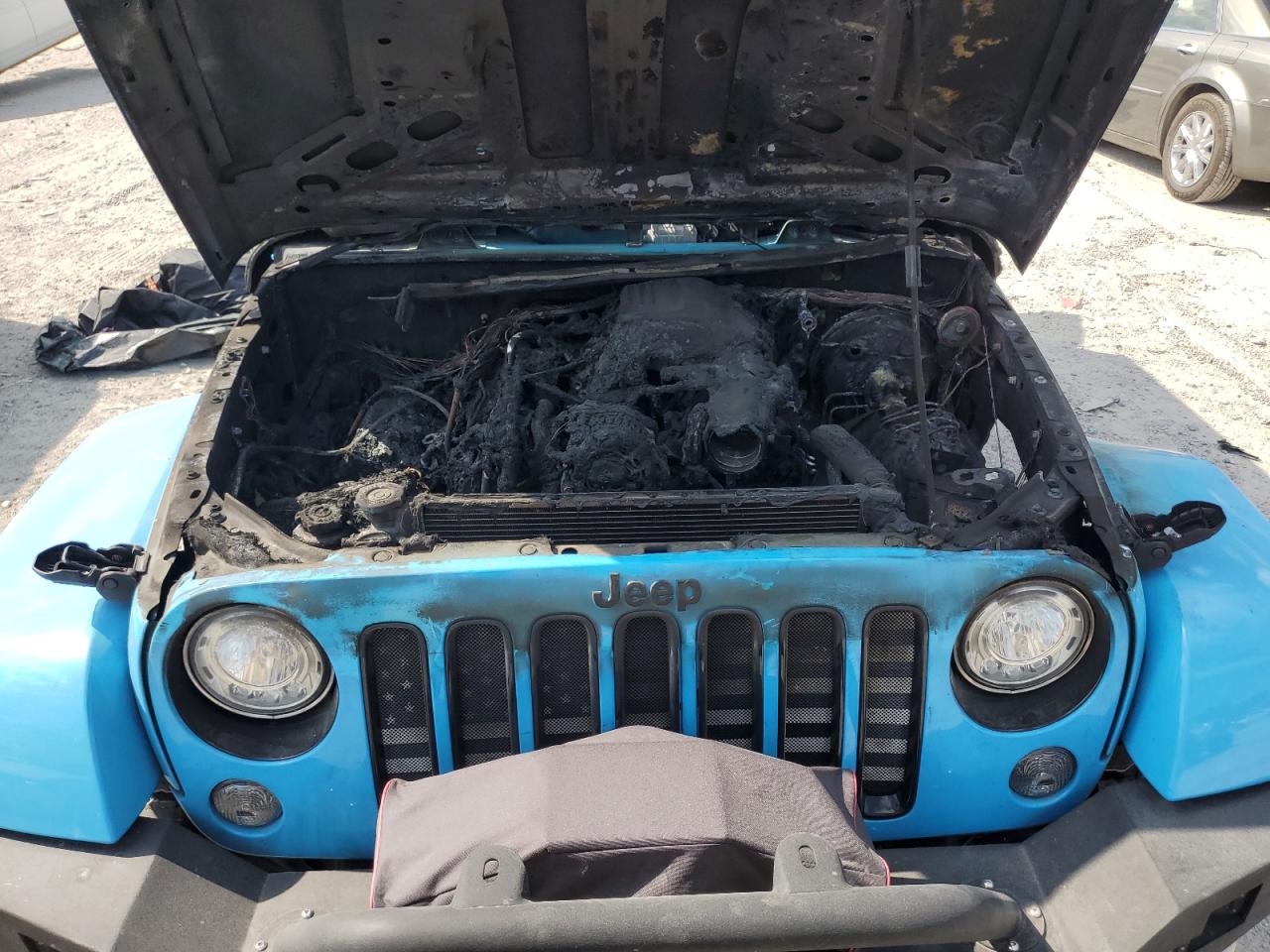 2018 Jeep Wrangler - Image 14