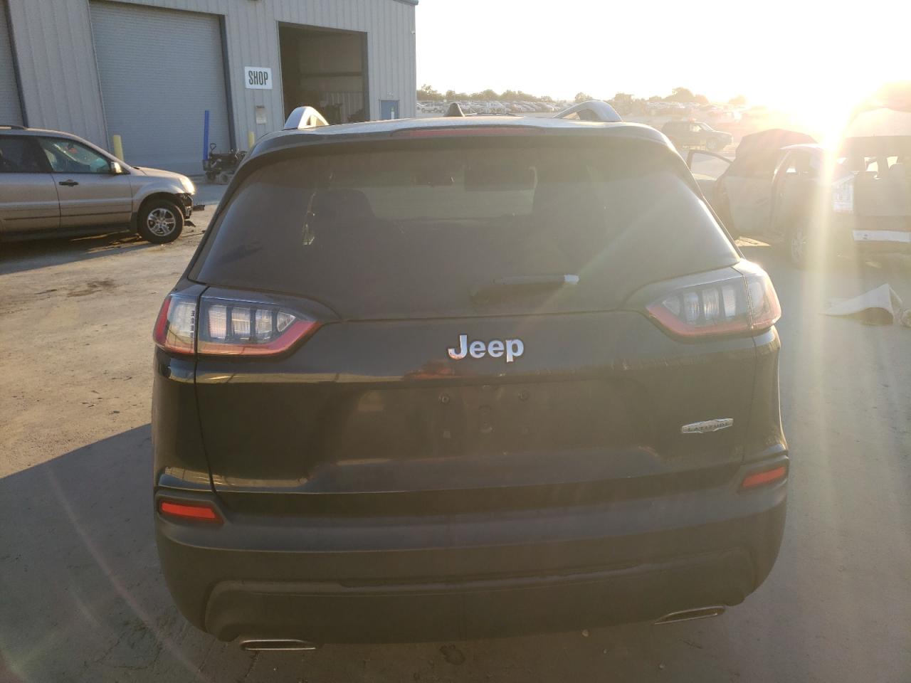 2019 Jeep Cherokee Latitude VIN: 1C4PJLCX9KD220416 Lot: 67411394