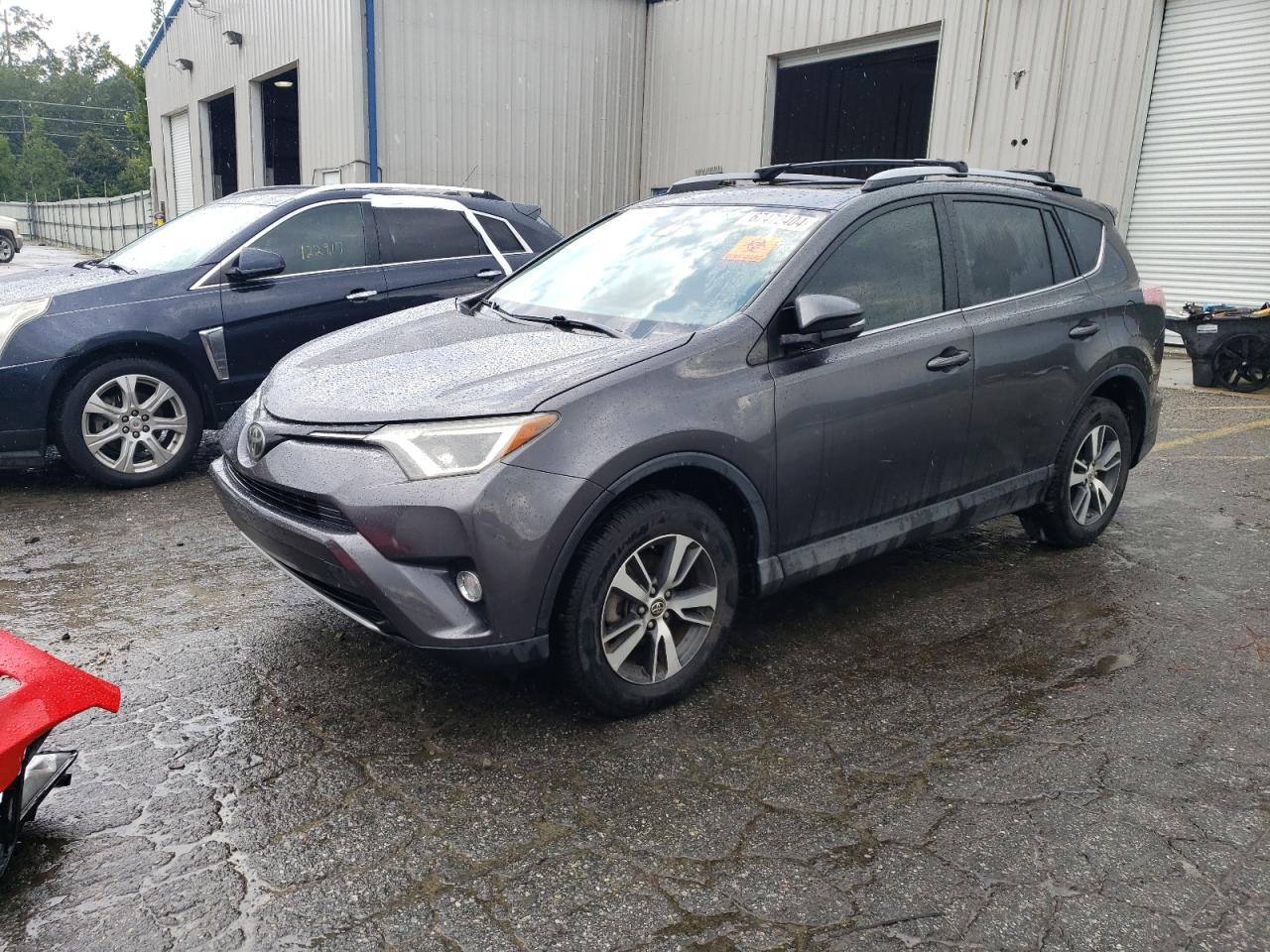 JTMWFREV8HJ102931 2017 TOYOTA RAV 4 - Image 1