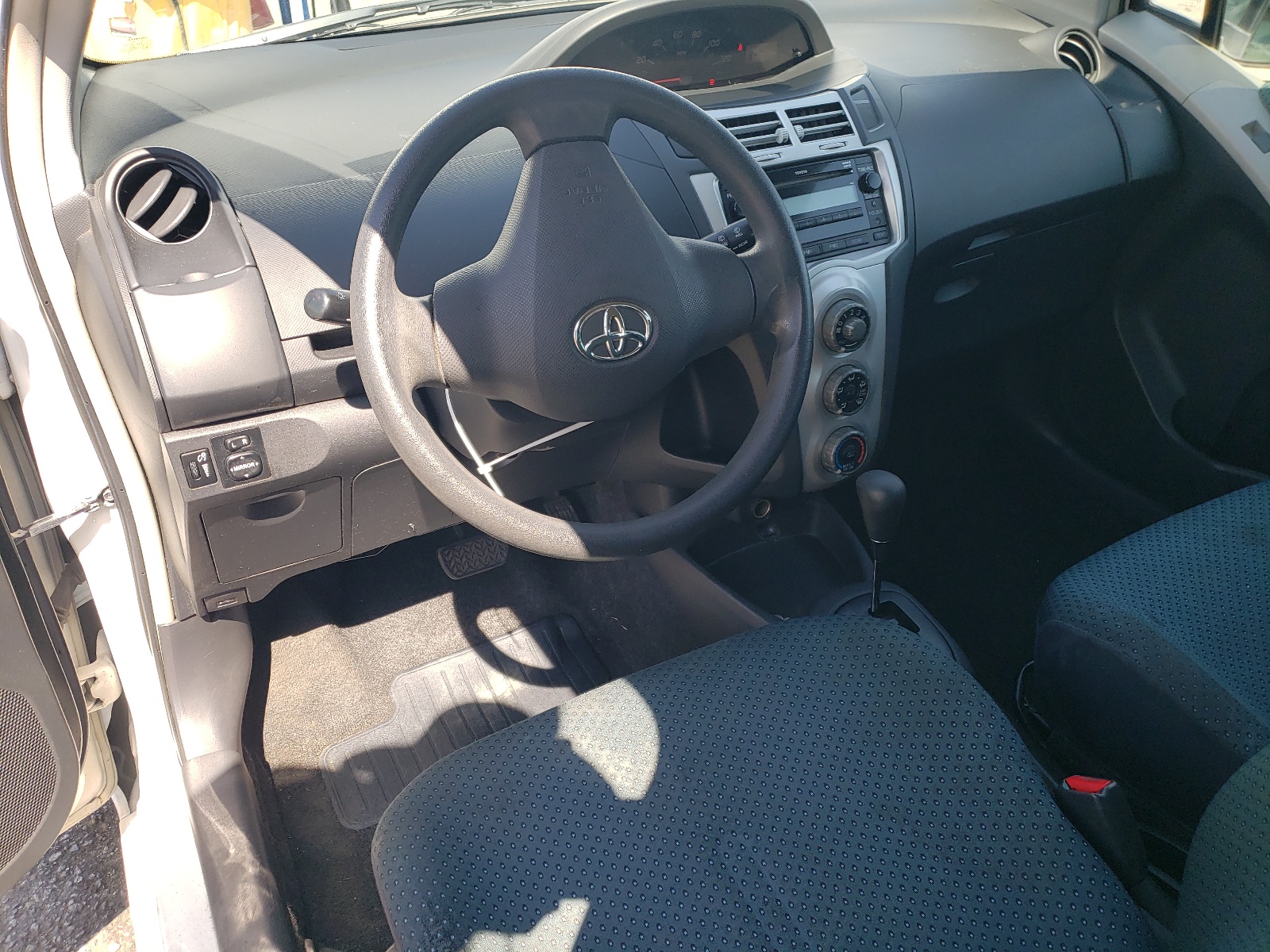 JTDJT923875091930 2007 Toyota Yaris