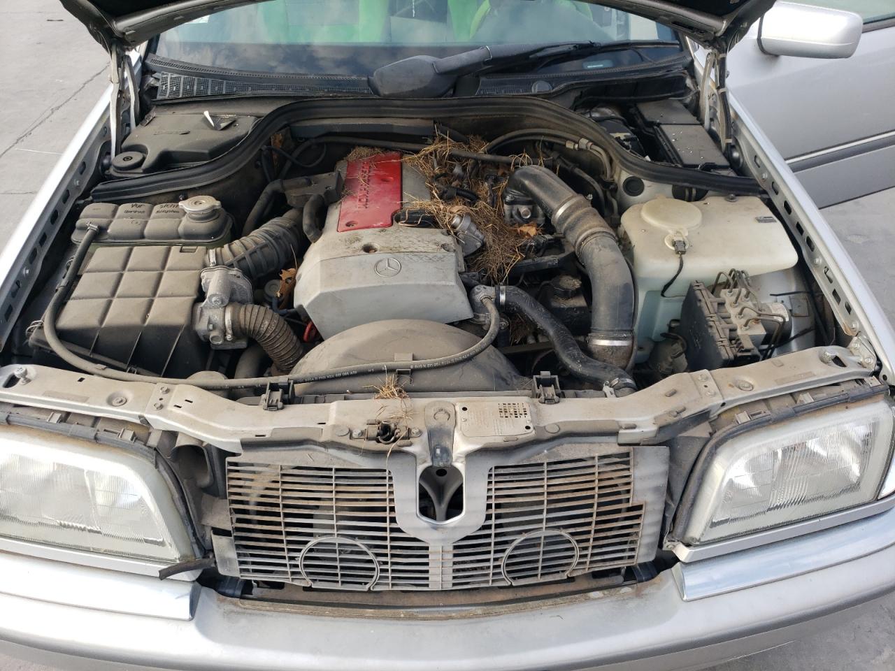 2000 Mercedes-Benz C 230 VIN: WDBHA24G6YA823295 Lot: 66439784