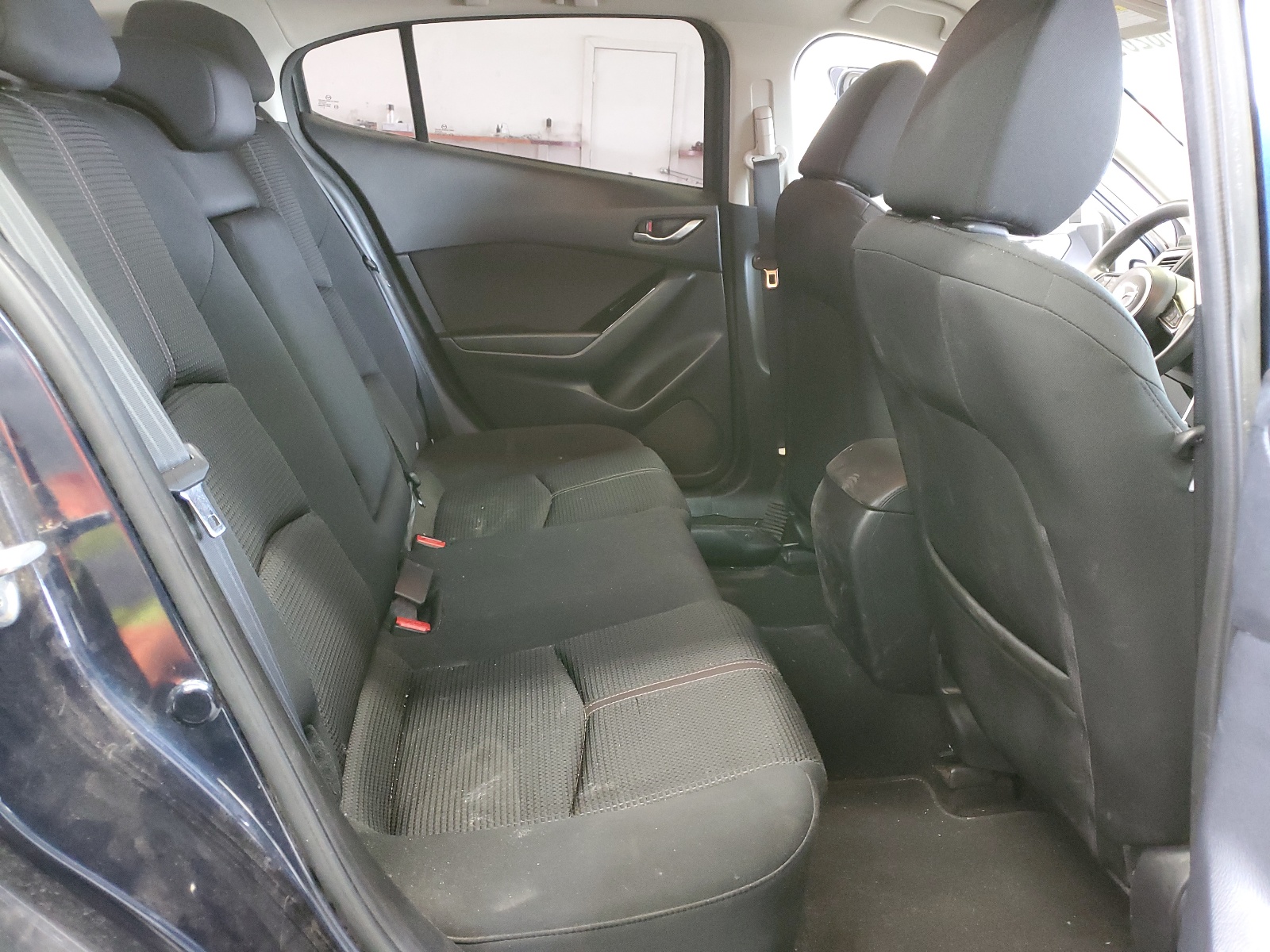 3MZBN1U76HM102142 2017 Mazda 3 Sport