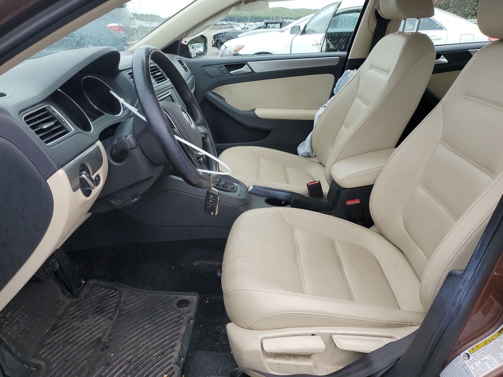 3VWDB7AJ1HM323779 2017 Volkswagen Jetta Se