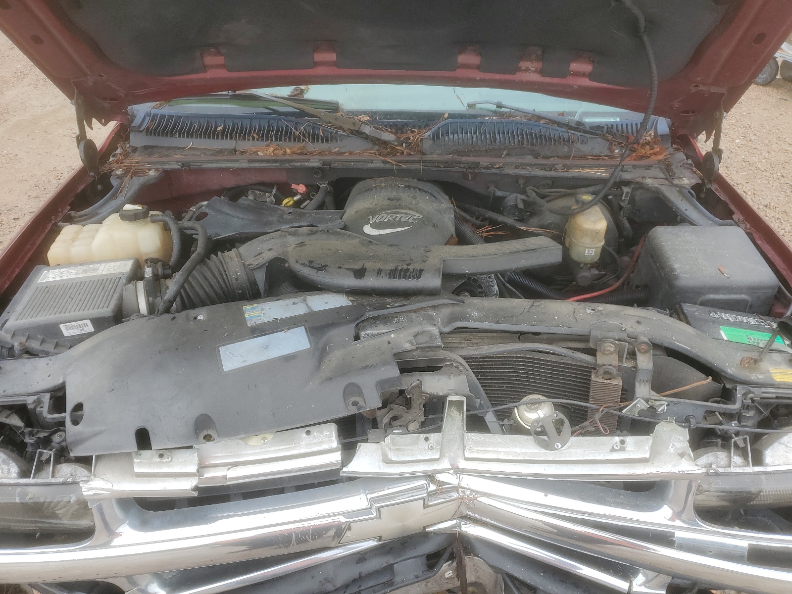 1GNEK13V72J237330 2002 Chevrolet Tahoe K1500