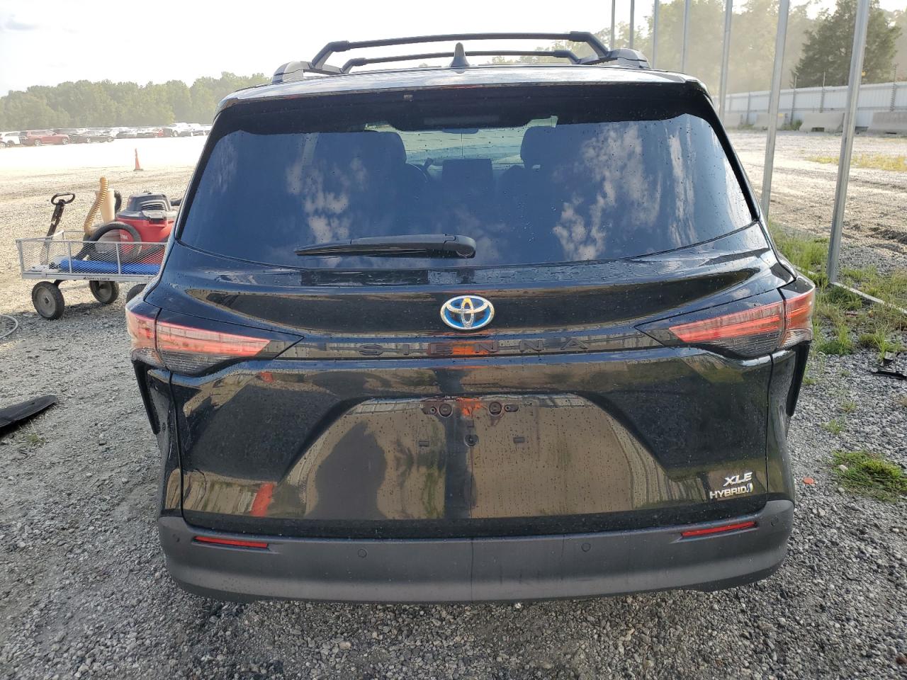 2021 Toyota Sienna Xle VIN: 5TDYRKEC7MS010213 Lot: 68610644